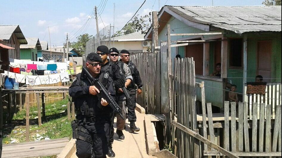 Foto ilustrativa: Policiais em ação de segurança em Cruzeiro do Sul
