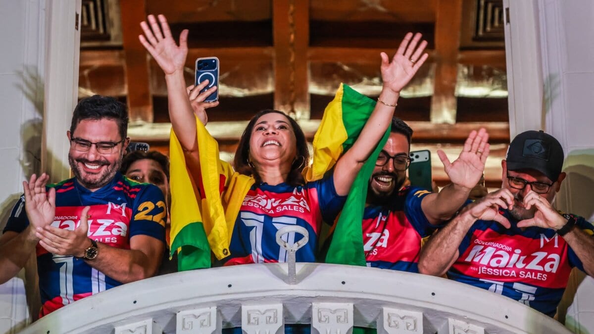 Mailza Assis é eleita governadora do Acre com 66% dos votos